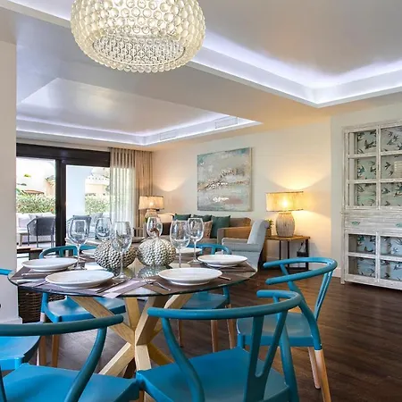 Genteel Venalmar Terrace