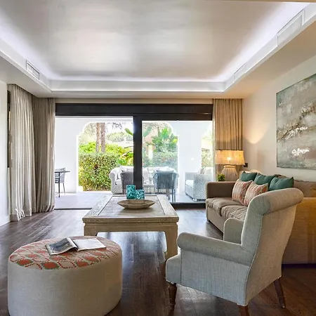 Genteel Venalmar Terrace Estepona