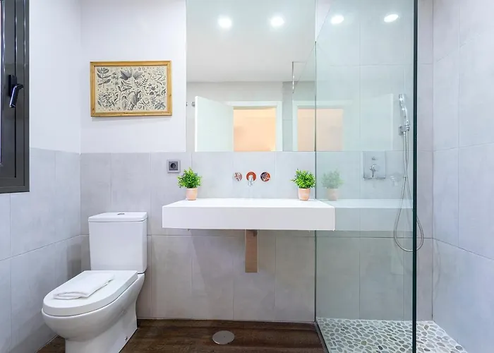 Genteel Venalmar Terrace Apartment